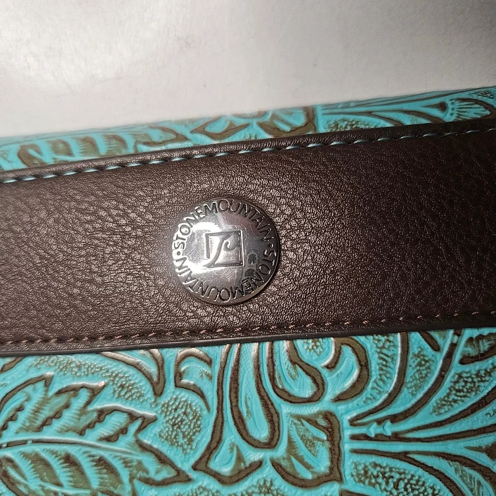 Stone Mountain Bonded Leather Trifold Wallet Turquoise Brown Floral Embossed